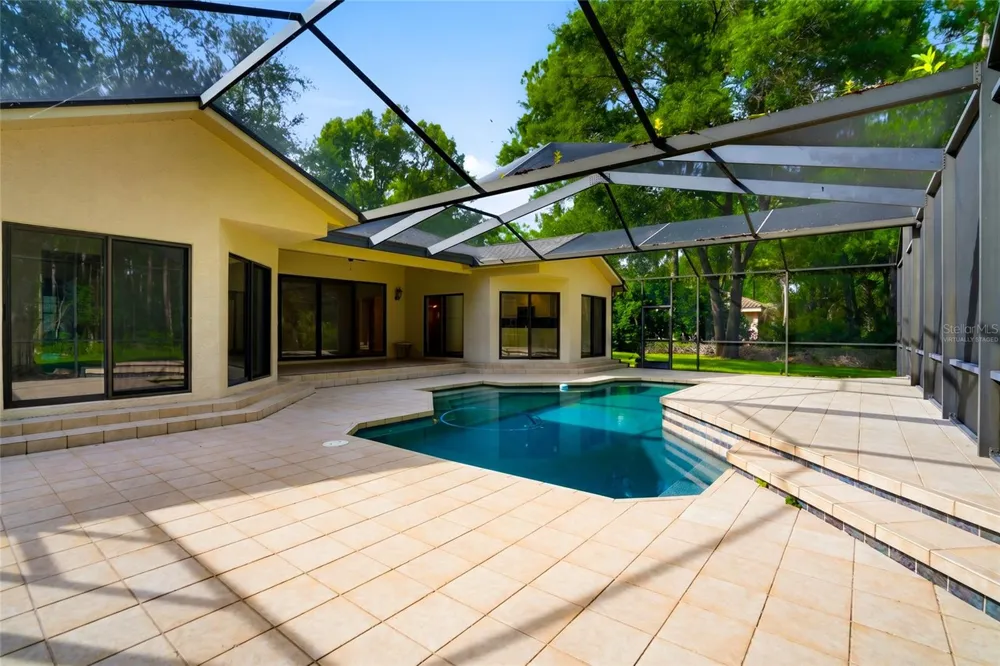 9020 SHENANDOAH RUN Wesley Chapel, FL 33544