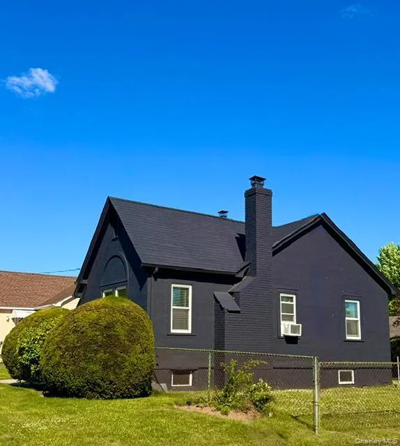 43 Elinor Place Freeport, NY 11520