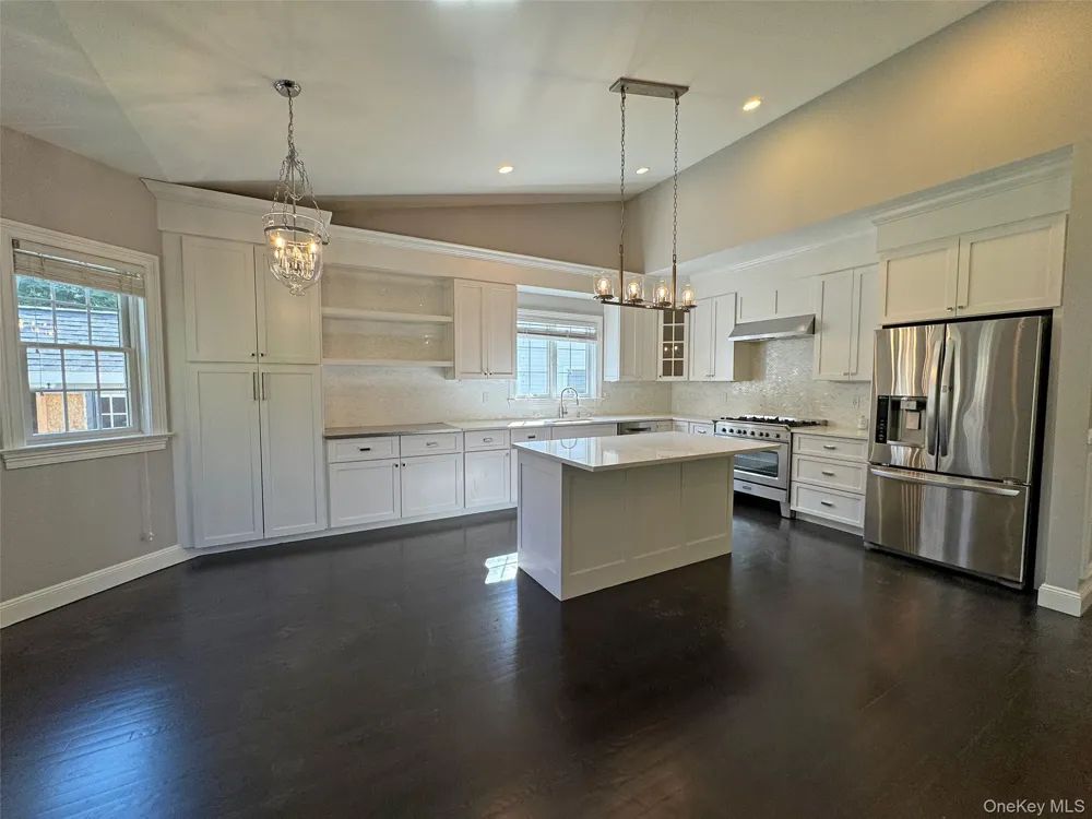1019 Grove Street Mamaroneck, NY 10543