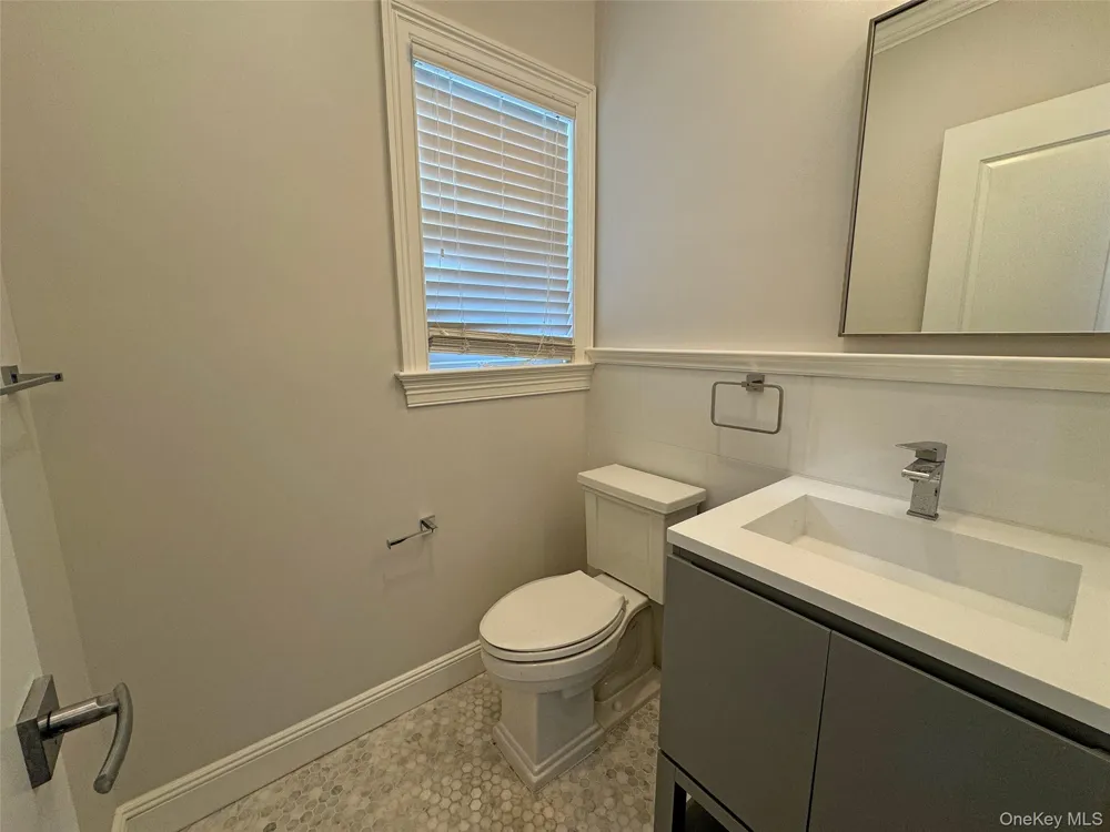 1019 Grove Street Mamaroneck, NY 10543