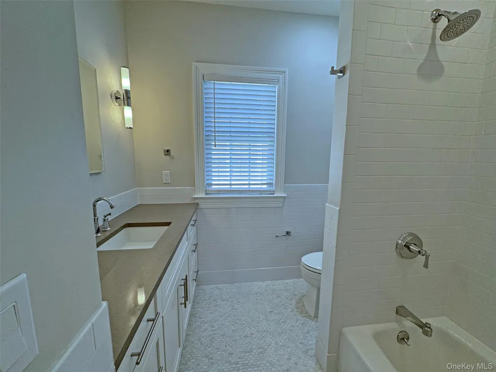 1019 Grove Street Mamaroneck, NY 10543