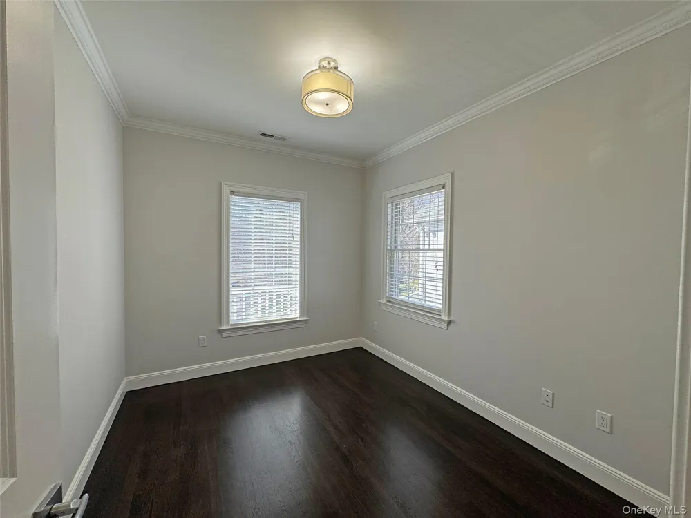 1019 Grove Street Mamaroneck, NY 10543