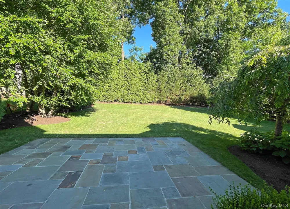 1019 Grove Street Mamaroneck, NY 10543