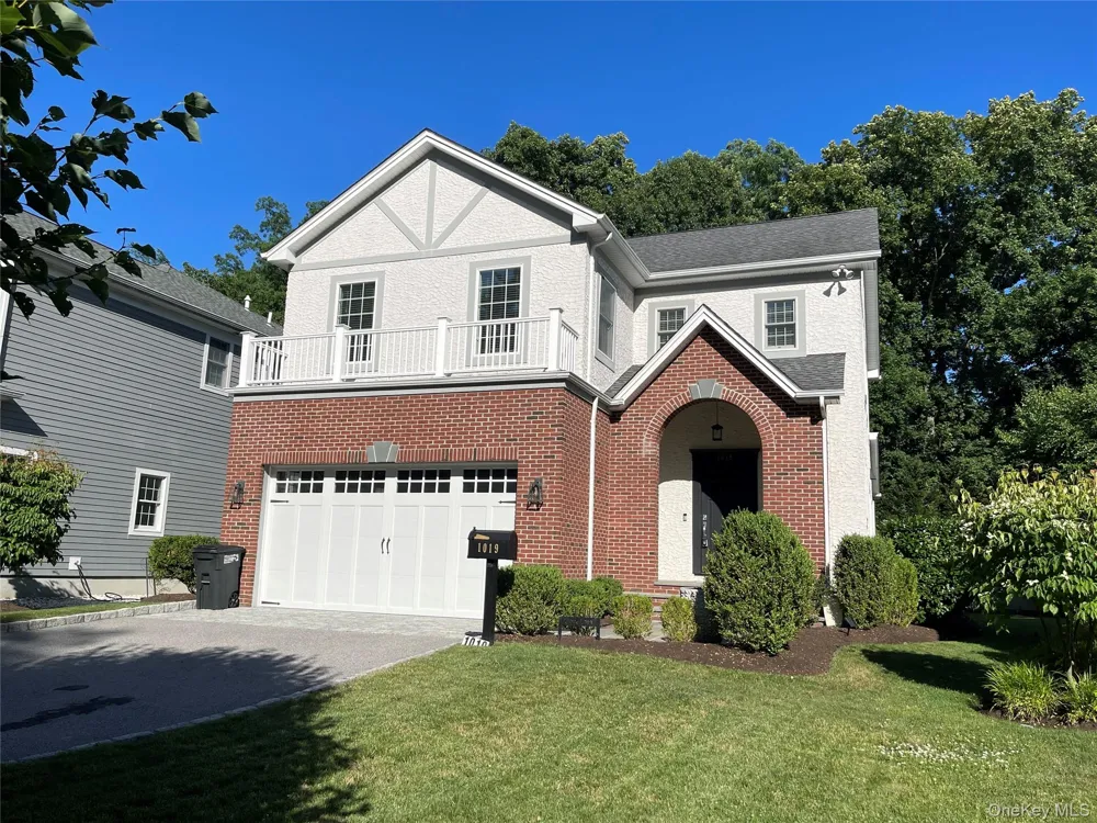 1019 Grove Street Mamaroneck, NY 10543