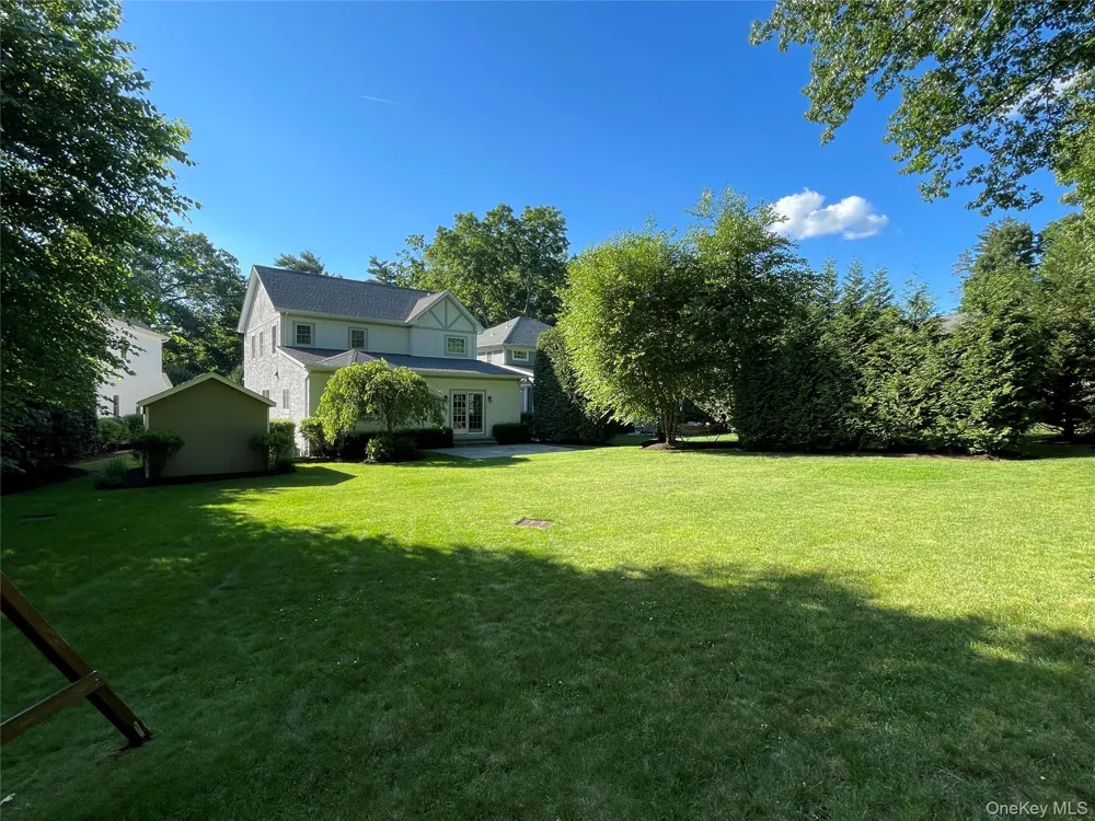 1019 Grove Street Mamaroneck, NY 10543