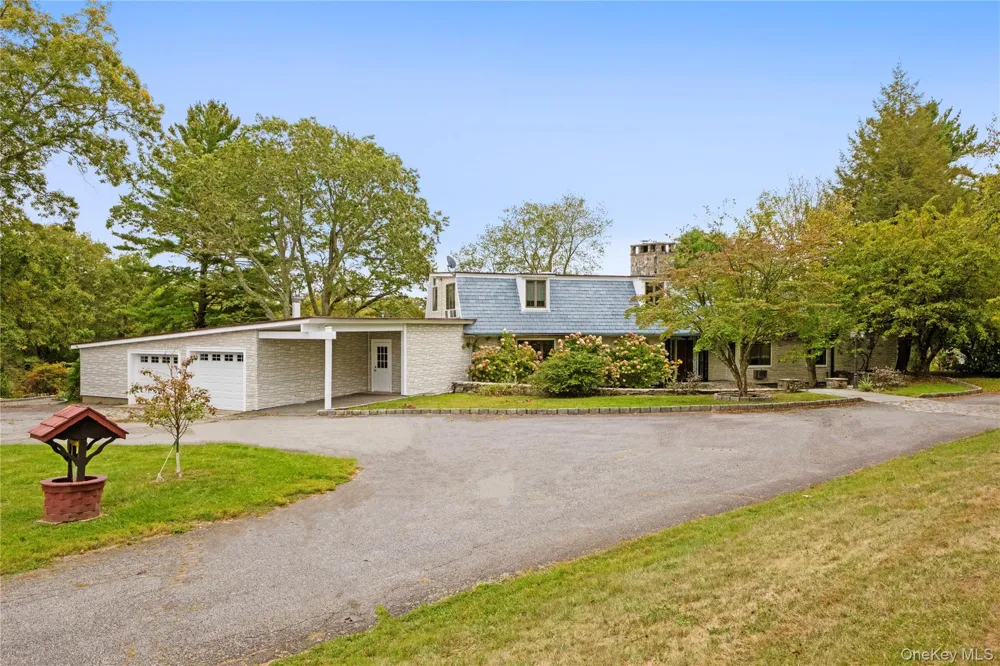 898 Gipsy Trail Road Carmel, NY 10512