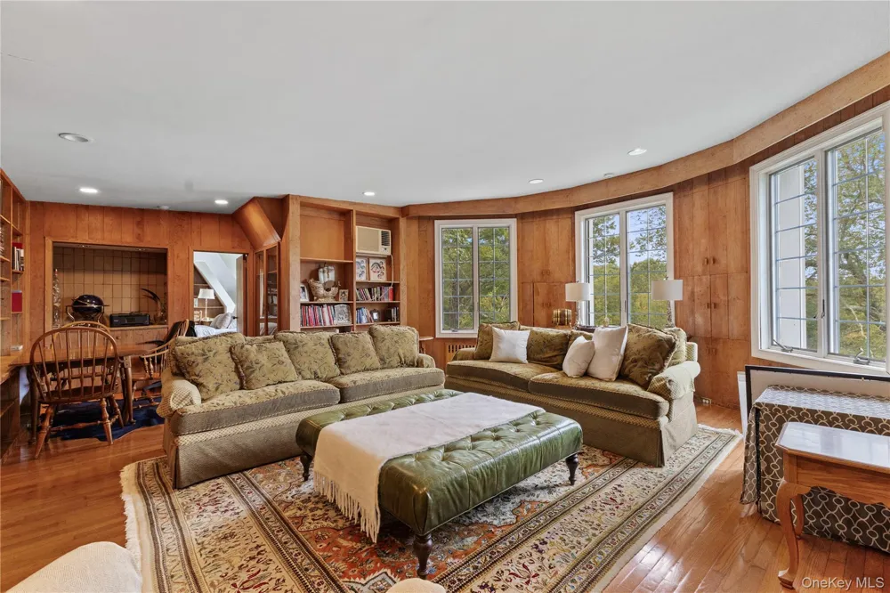 898 Gipsy Trail Road Carmel, NY 10512