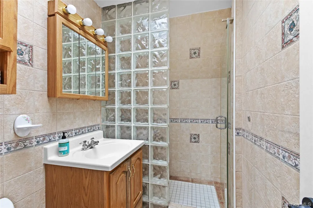 898 Gipsy Trail Road Carmel, NY 10512