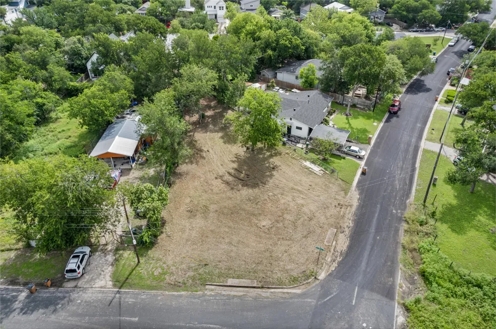 1201 Fort Branch Boulevard Austin, TX 78721