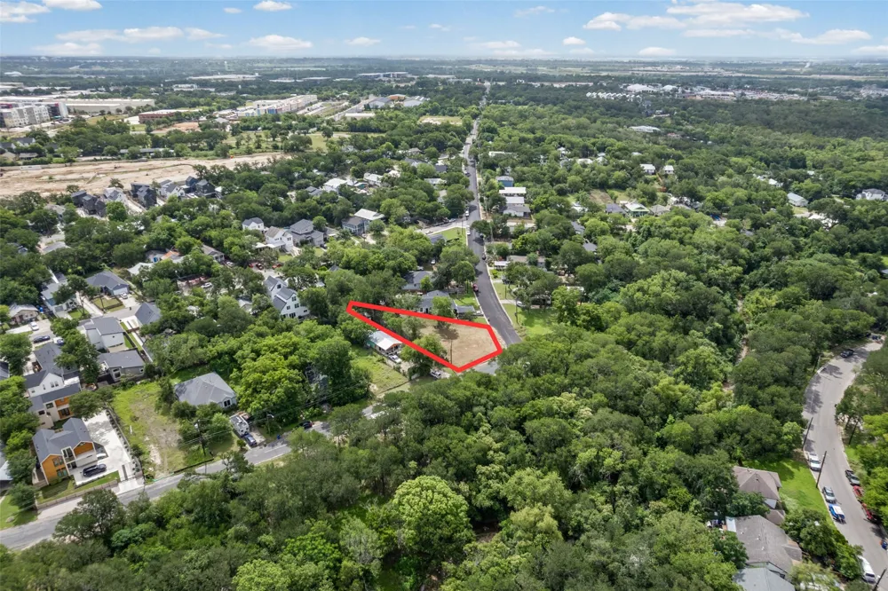 1201 Fort Branch Boulevard Austin, TX 78721