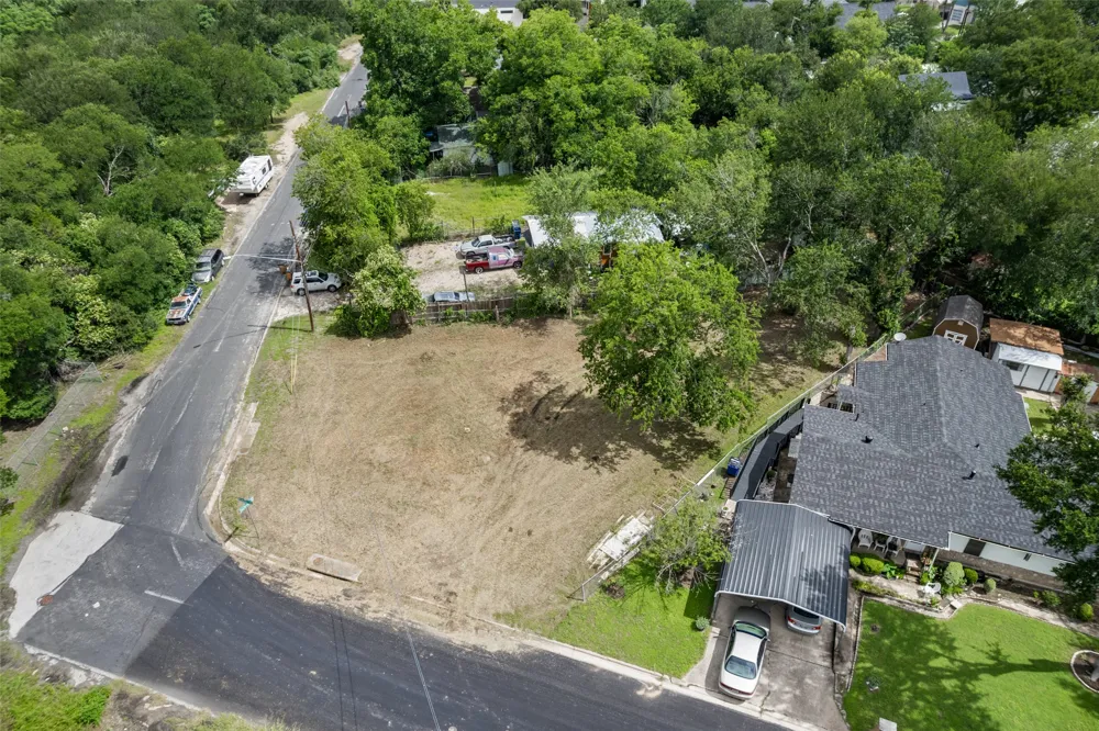 1201 Fort Branch Boulevard Austin, TX 78721