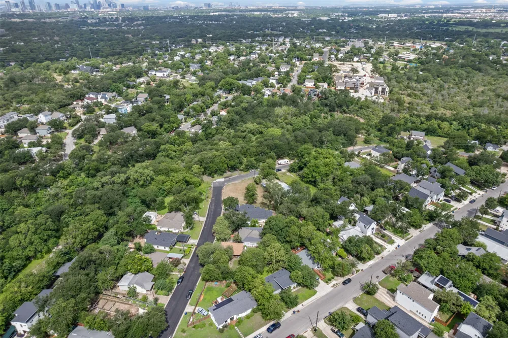 1201 Fort Branch Boulevard Austin, TX 78721