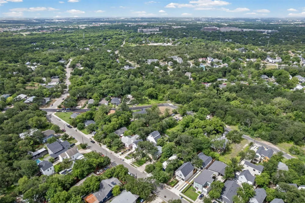 1201 Fort Branch Boulevard Austin, TX 78721