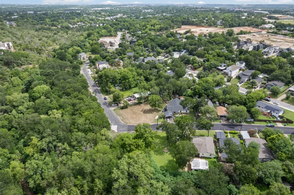 1201 Fort Branch Boulevard Austin, TX 78721