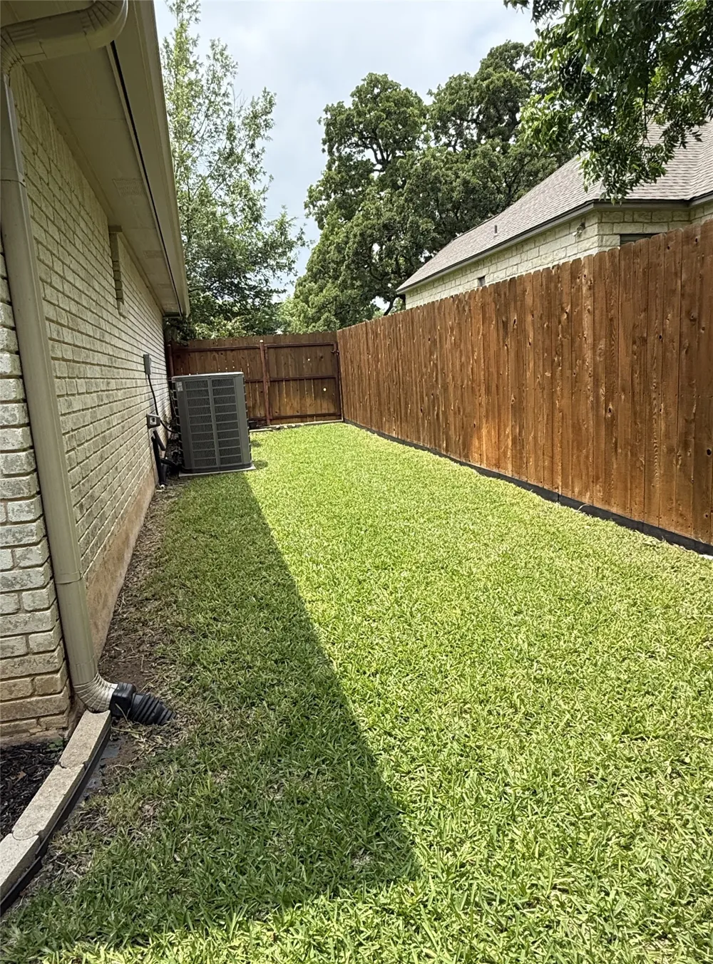 356 Mahan Street Meadowlakes, TX 78654