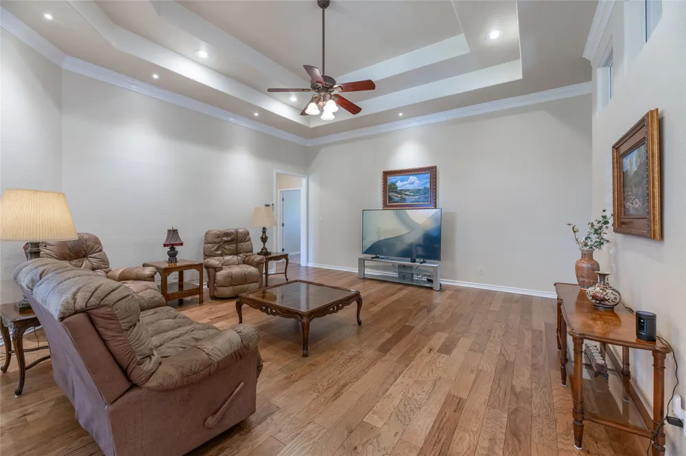 356 Mahan Street Meadowlakes, TX 78654