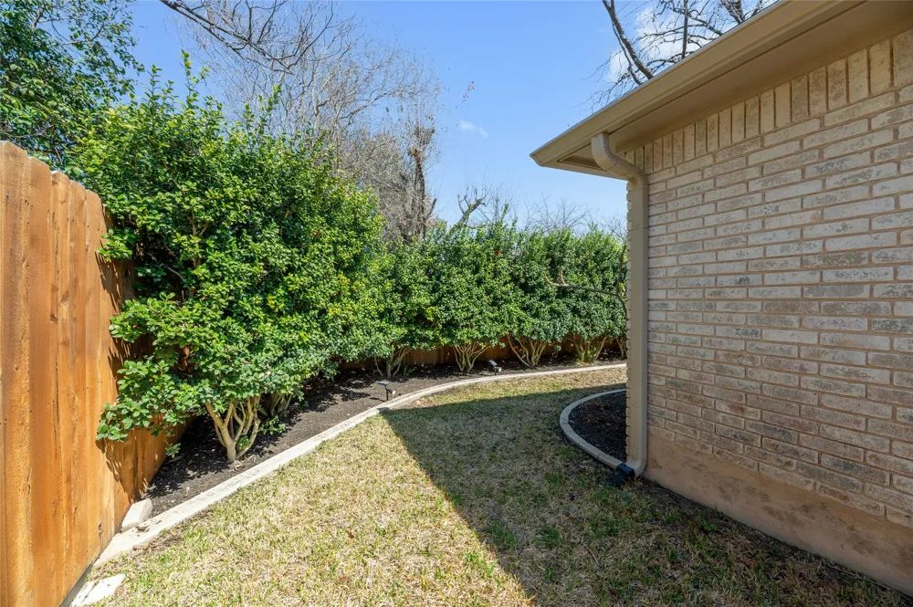356 Mahan Street Meadowlakes, TX 78654