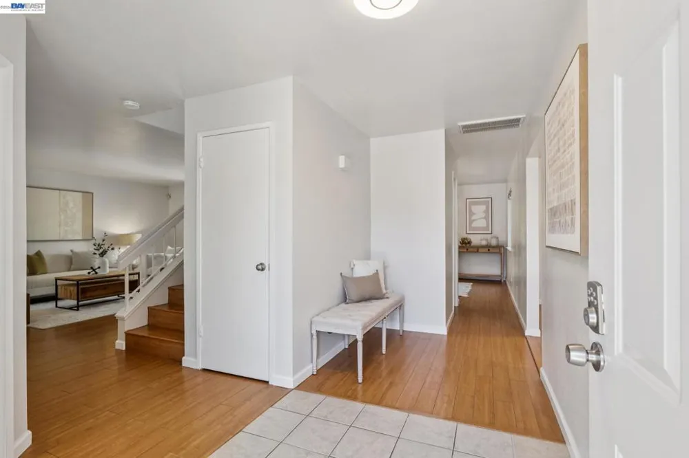 28086 Thorup Ln Hayward, CA 94542