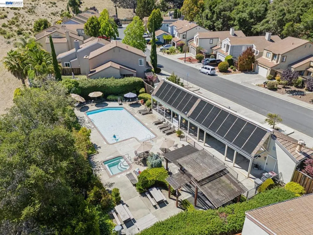 28086 Thorup Ln Hayward, CA 94542