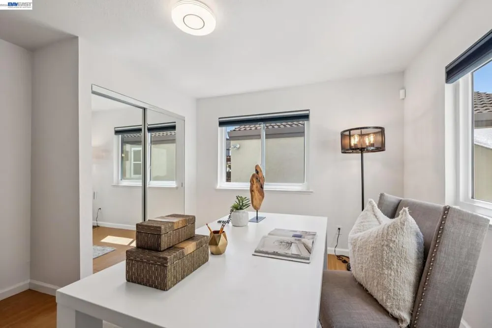 28086 Thorup Ln Hayward, CA 94542