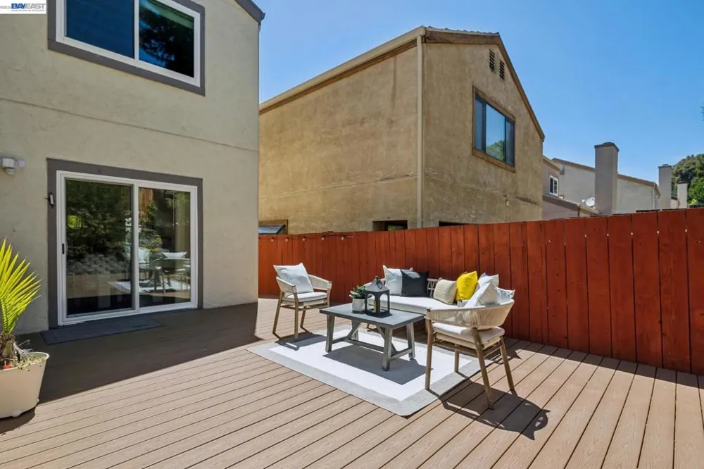 28086 Thorup Ln Hayward, CA 94542