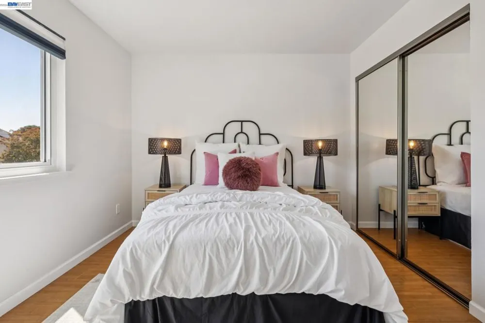28086 Thorup Ln Hayward, CA 94542