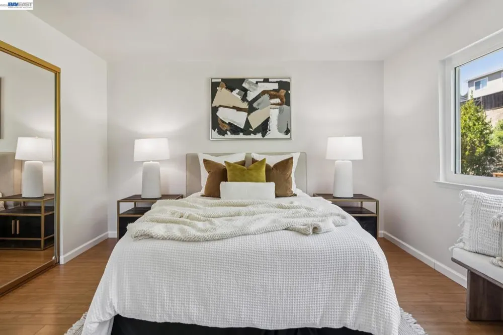 28086 Thorup Ln Hayward, CA 94542