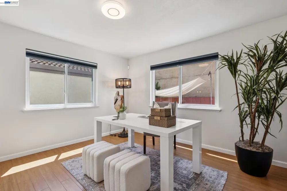 28086 Thorup Ln Hayward, CA 94542