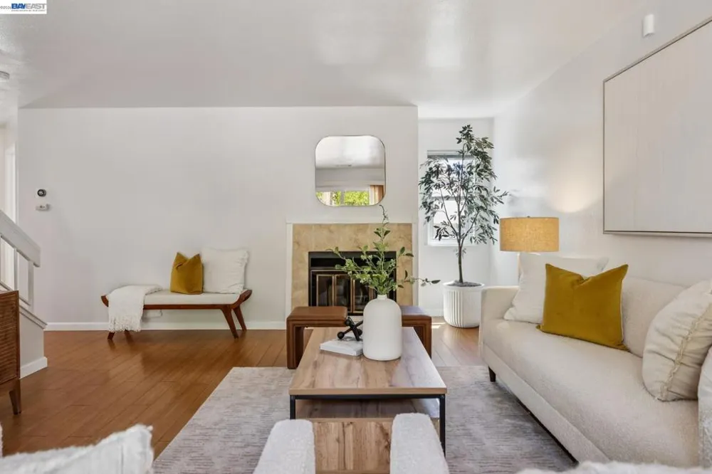 28086 Thorup Ln Hayward, CA 94542
