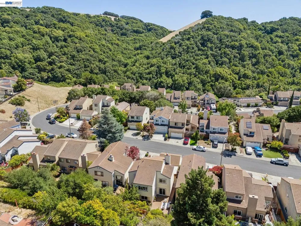 28086 Thorup Ln Hayward, CA 94542