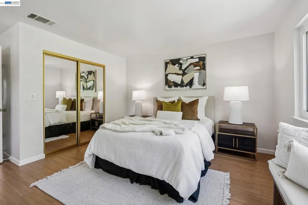 28086 Thorup Ln Hayward, CA 94542