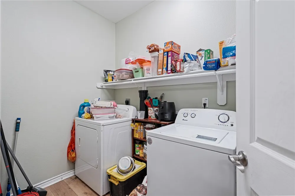 105 E Elm Street Taft, TX 78390