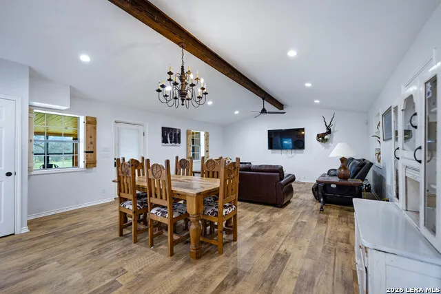 714 VETERANS DR Sabinal, TX 78881