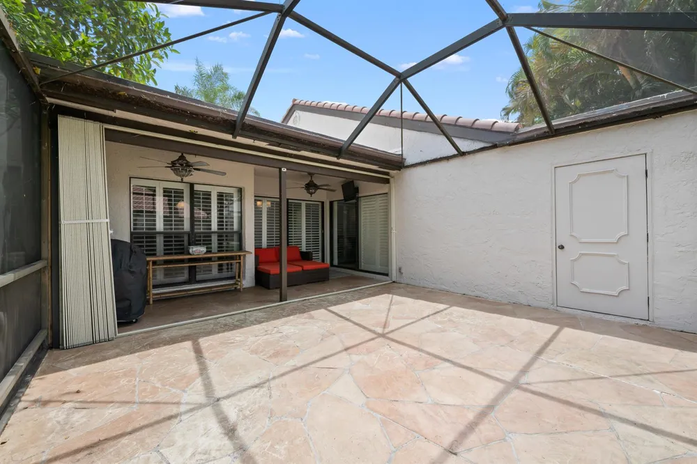 3018 Lake Shore Drive Deerfield Beach, FL 33442