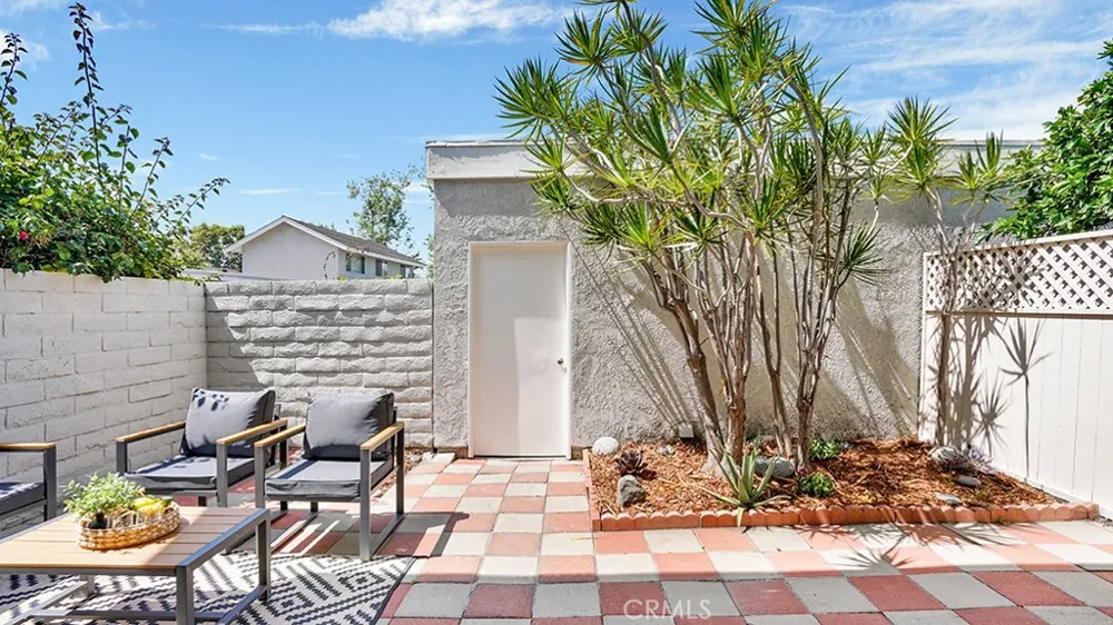 2 Sunflower Irvine, CA 92604