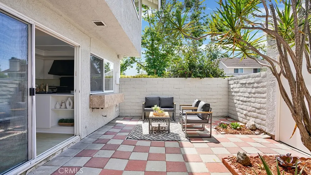 2 Sunflower Irvine, CA 92604