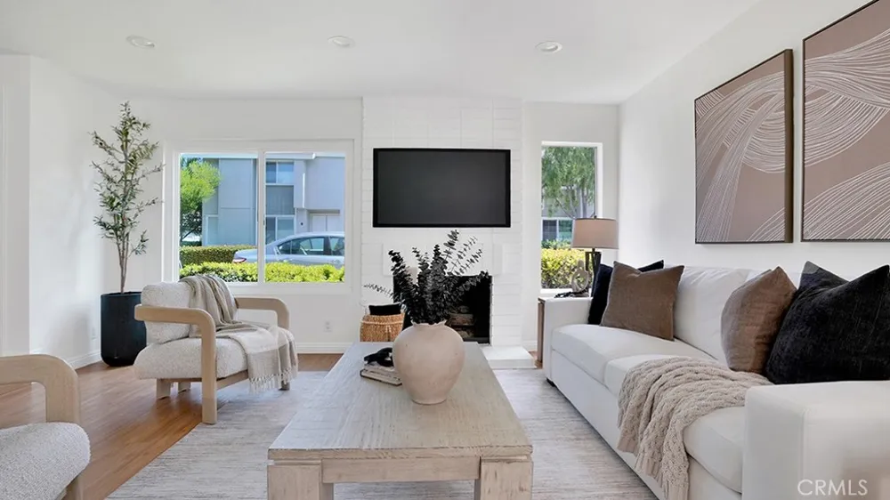 2 Sunflower Irvine, CA 92604