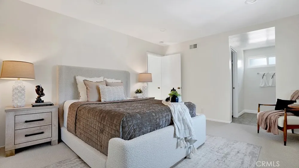 2 Sunflower Irvine, CA 92604