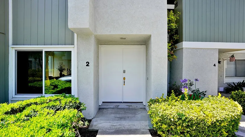 2 Sunflower Irvine, CA 92604