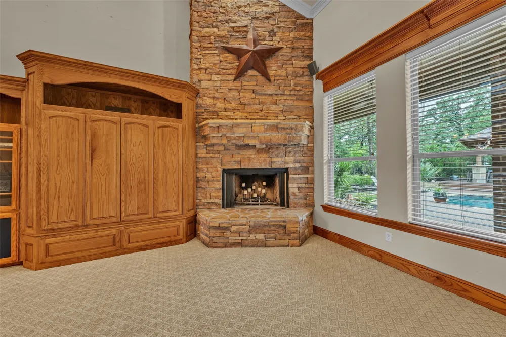 140 Eagles Peak Lane Double Oak, TX 75077