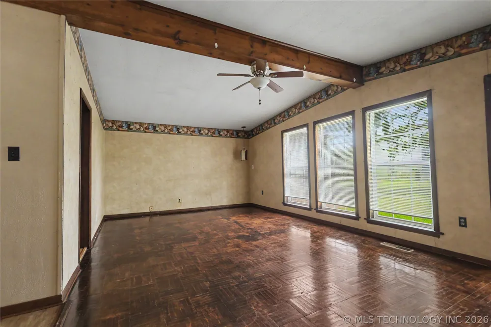 15188 Hwy 82 Tahlequah, OK 74464
