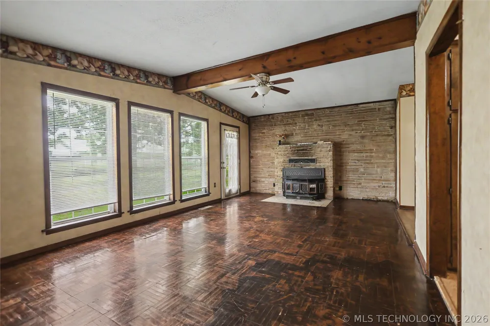 15188 Hwy 82 Tahlequah, OK 74464