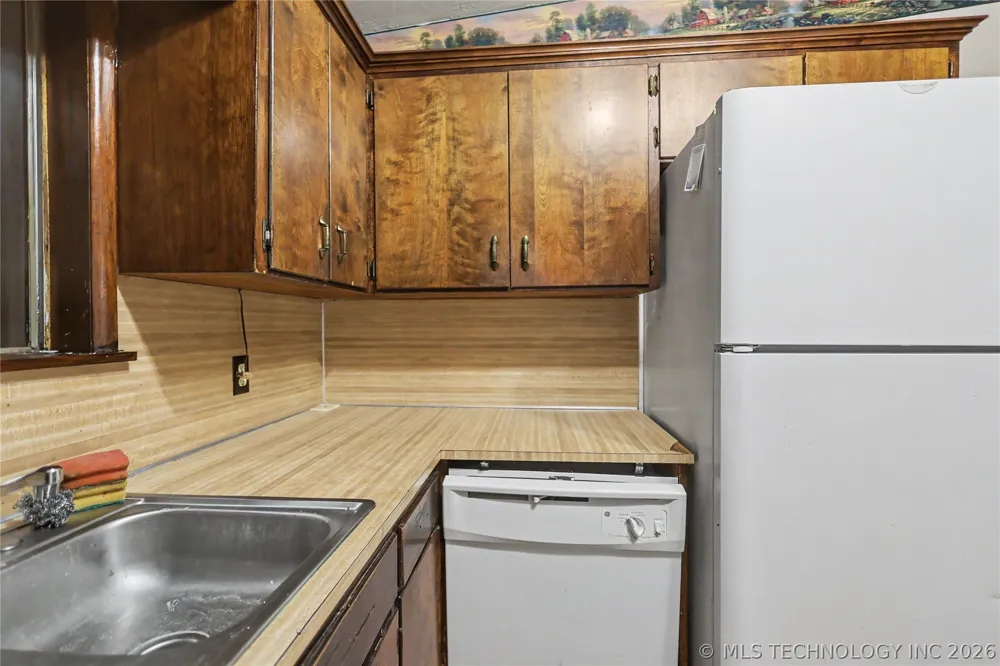 15188 Hwy 82 Tahlequah, OK 74464
