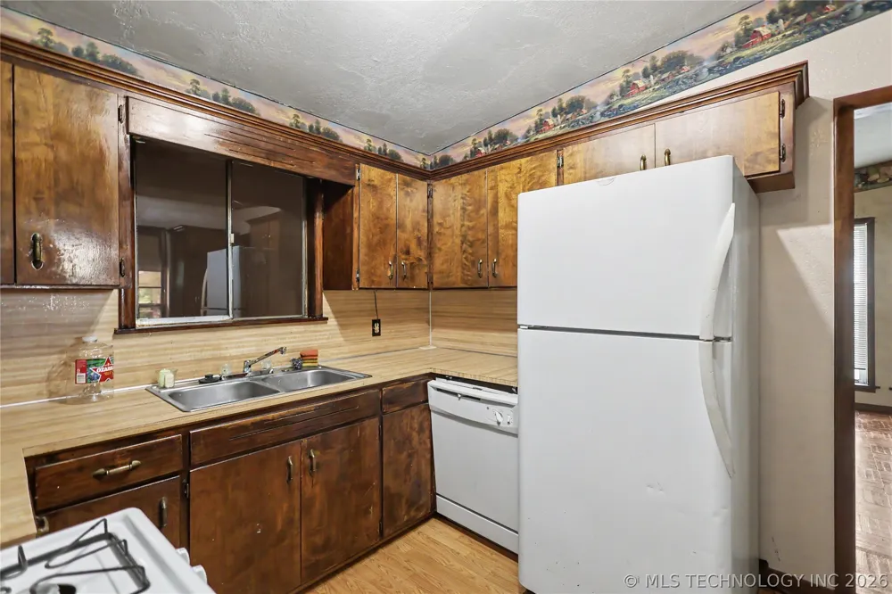 15188 Hwy 82 Tahlequah, OK 74464