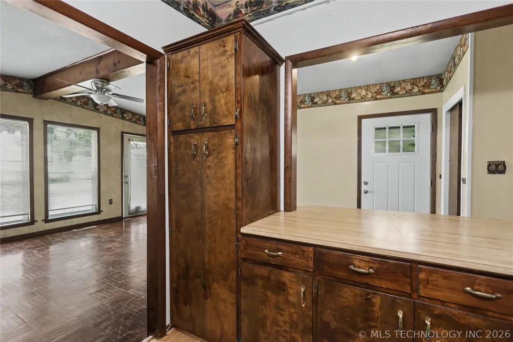 15188 Hwy 82 Tahlequah, OK 74464