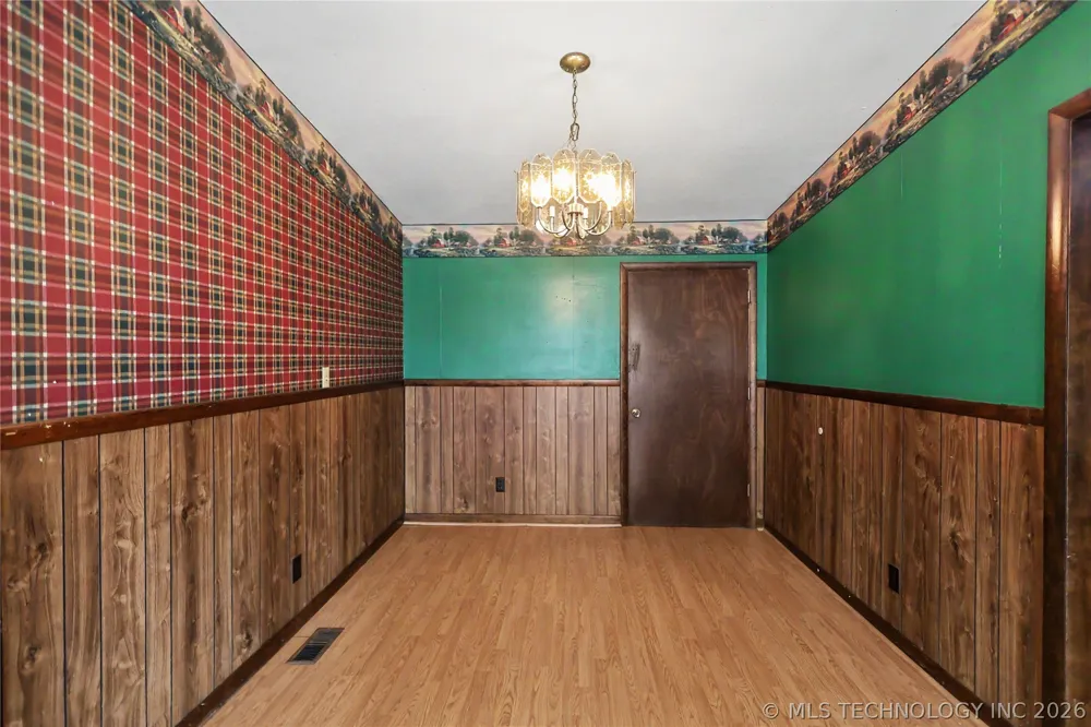 15188 Hwy 82 Tahlequah, OK 74464