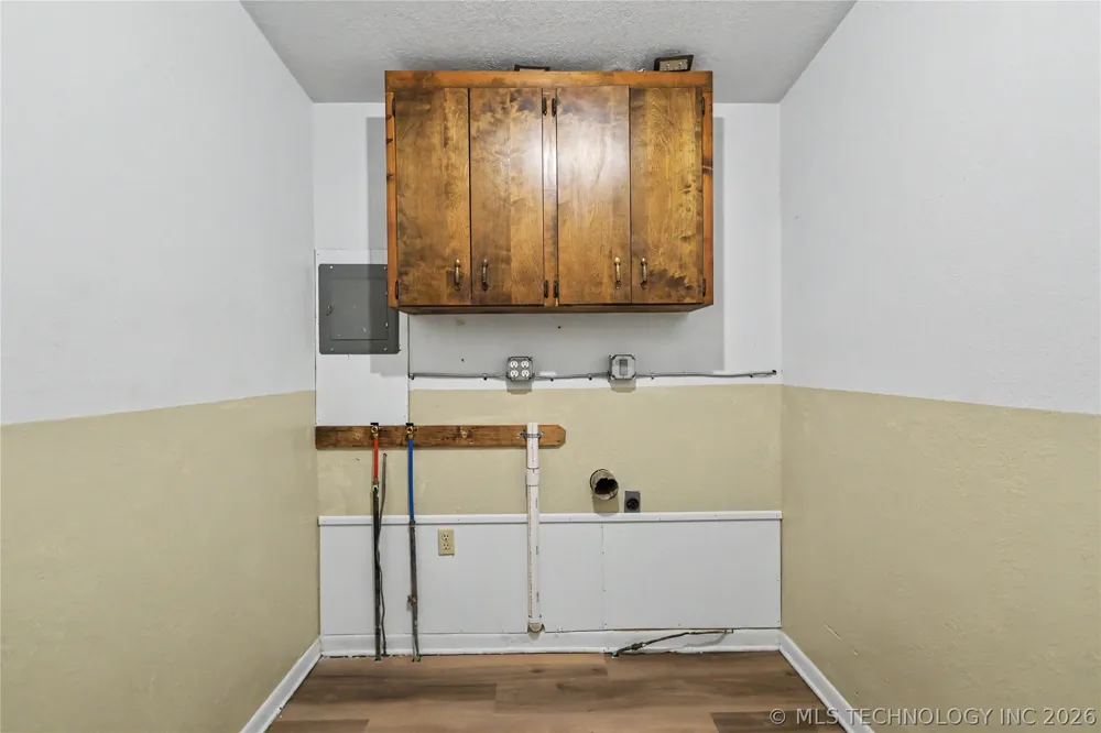 15188 Hwy 82 Tahlequah, OK 74464