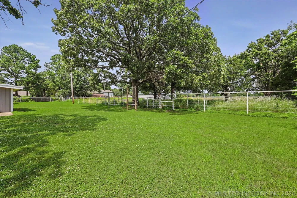 15188 Hwy 82 Tahlequah, OK 74464