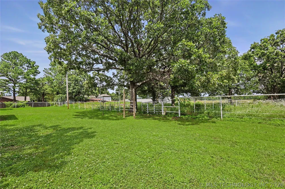 15188 Hwy 82 Tahlequah, OK 74464