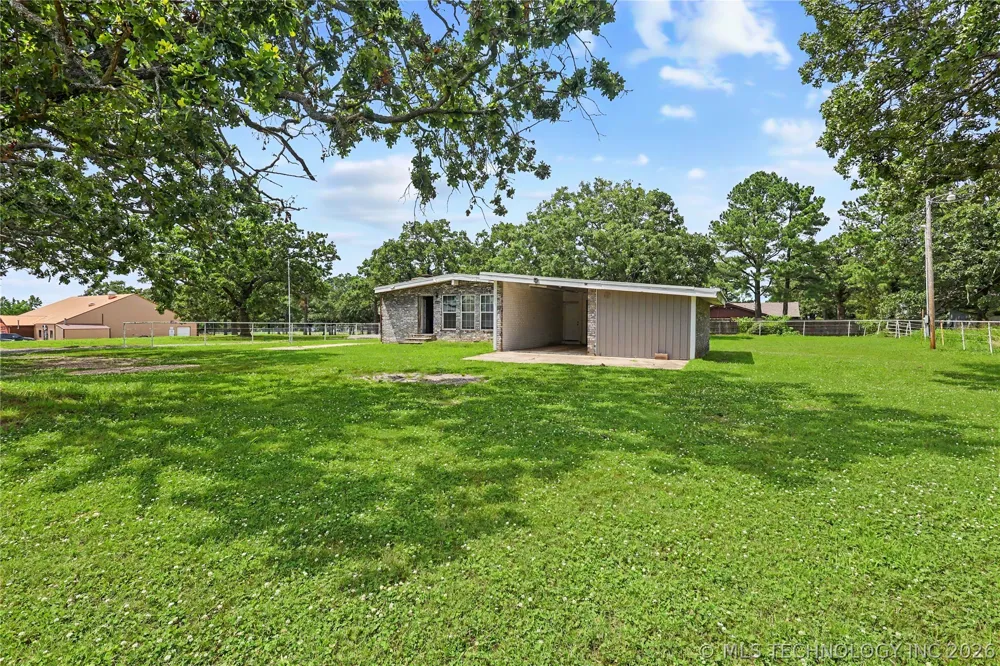 15188 Hwy 82 Tahlequah, OK 74464